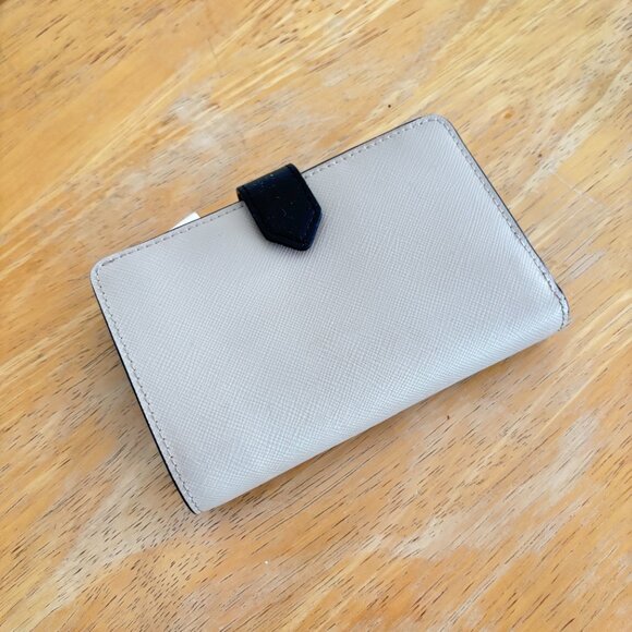 Kate Spade Madison Medium Bifold Wallet - Picture 5 of 8